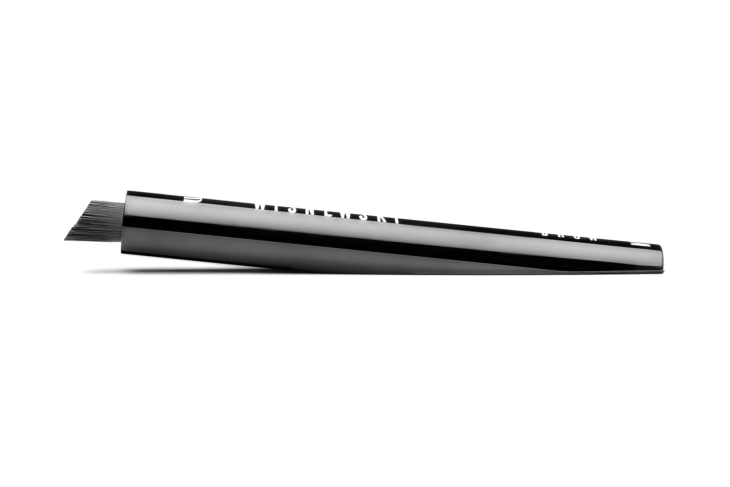 Side view of black Wisnewski #9 Eyebrow Dry Brush Brush